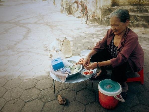 Nộm vỉa hè lâu đời nhất tại Nam Định