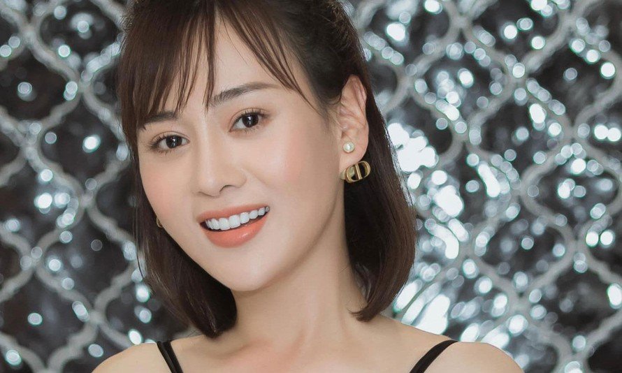 Nhan sắc Phương Oanh: Từ ‘thiên thần ảnh thẻ’ đến mỹ nhân Hương vị tình thân