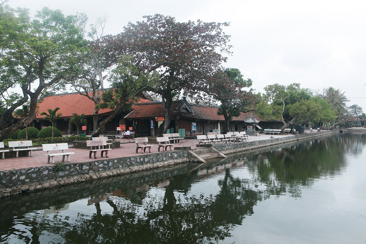 Ảnh: Độc đáo, tháp chuông bằng gỗ hình sen cao nhất Việt Nam - 16