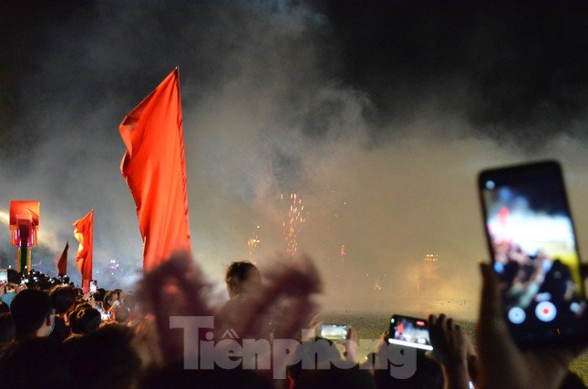 Bắc Ninh: Quan họ mượt mà, tưng bừng pháo hóa ảnh 11