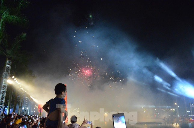 Bắc Ninh: Quan họ mượt mà, tưng bừng pháo hóa ảnh 12