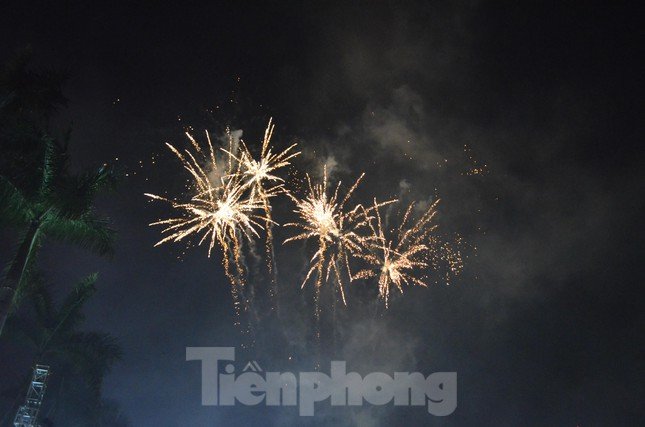 Bắc Ninh: Quan họ mượt mà, tưng bừng pháo hóa ảnh 14