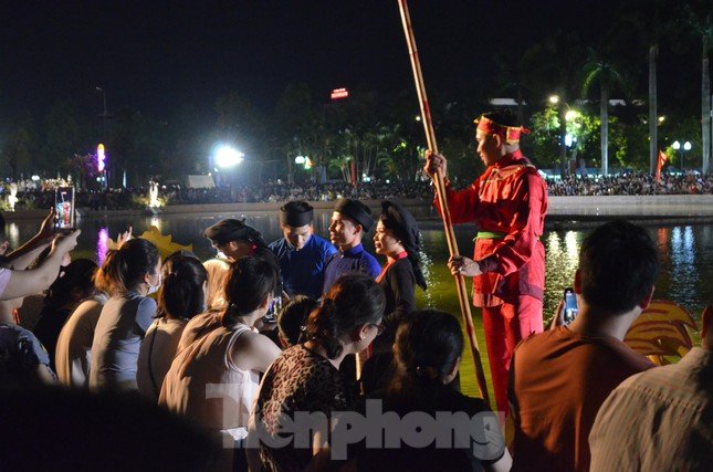 Bắc Ninh: Quan họ mượt mà, tưng bừng pháo hóa ảnh 8