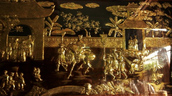 Làng nghề chạm bạc Đồng Xâm