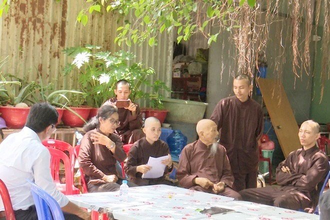Tinh that Bong Lai, Le Tung Van va cac bi cao hau toa, xet xu Tinh that Bong Lai anh 1