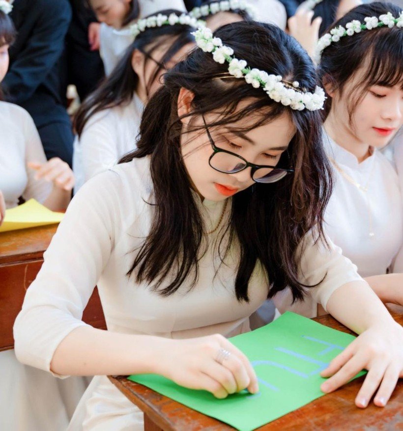 Nữ sinh Nam Định đạt 10 điểm Ngữ văn: "Trái ngọt" sau bao nỗ lực không ngừng nghỉ ảnh 1