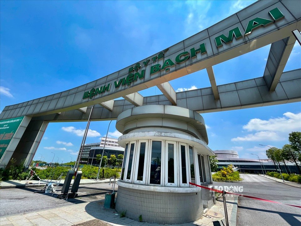 Dự án xây dựng cơ sở 2 của Bệnh viện Hữu nghị Việt Đức và Bệnh viện Bạch Mai tại thành phố Phủ Lý (Hà Nam) đồng khởi công xây dựng vào cuối năm 2014, dự kiến hoàn thành vào năm 2017.