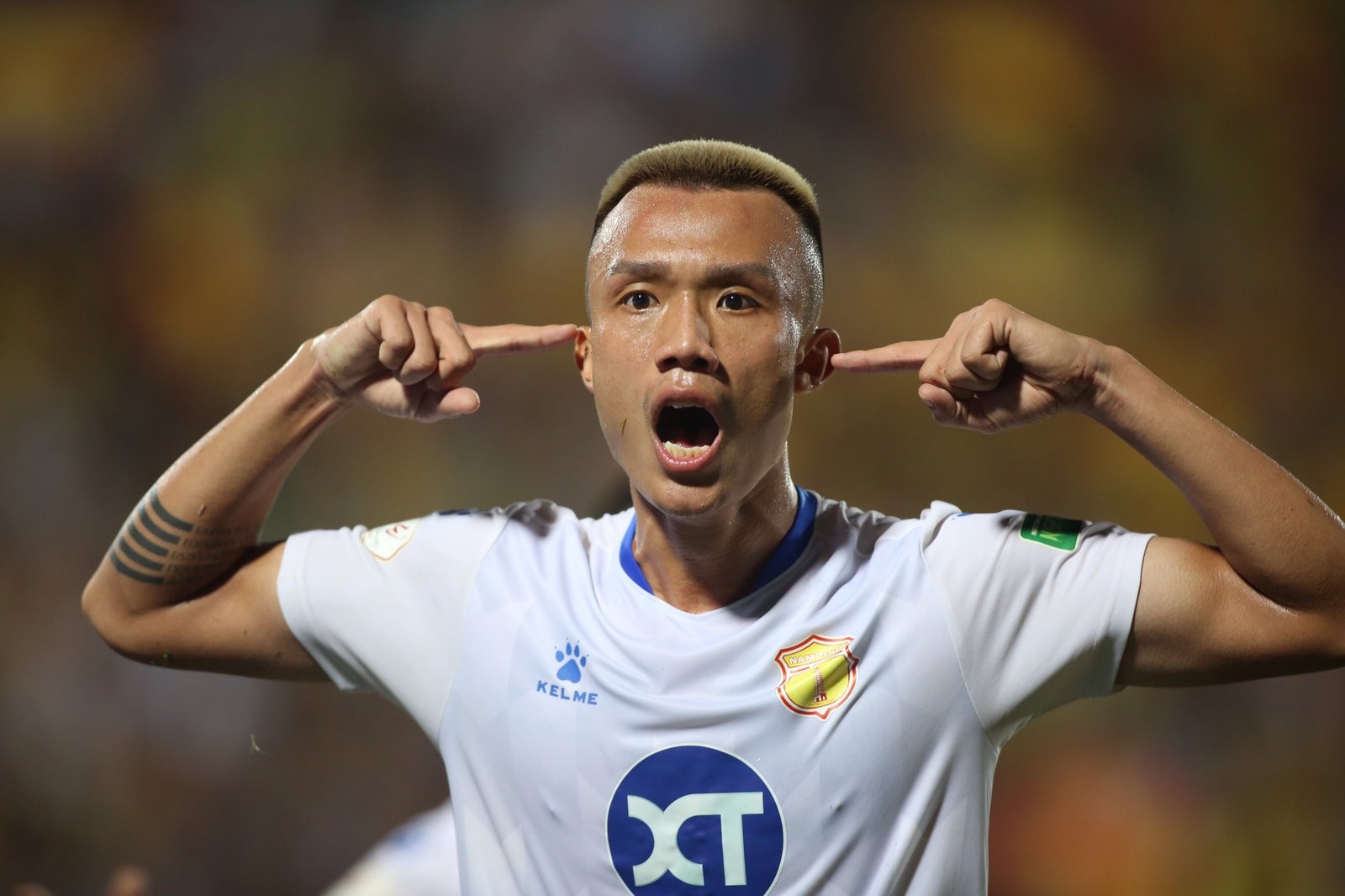 HLV Vũ Hồng Việt đã làm gì giúp đội Nam Định hồi sinh? - ảnh 2