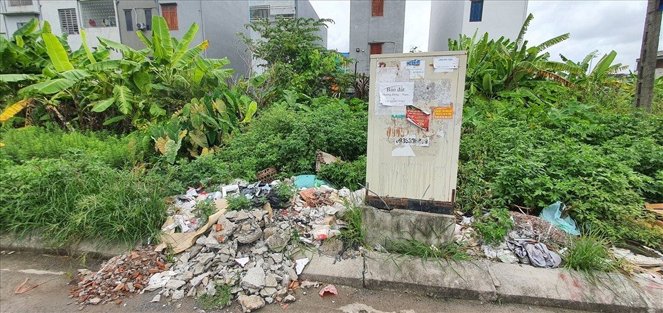 Đất vẫn còn đó nhưng