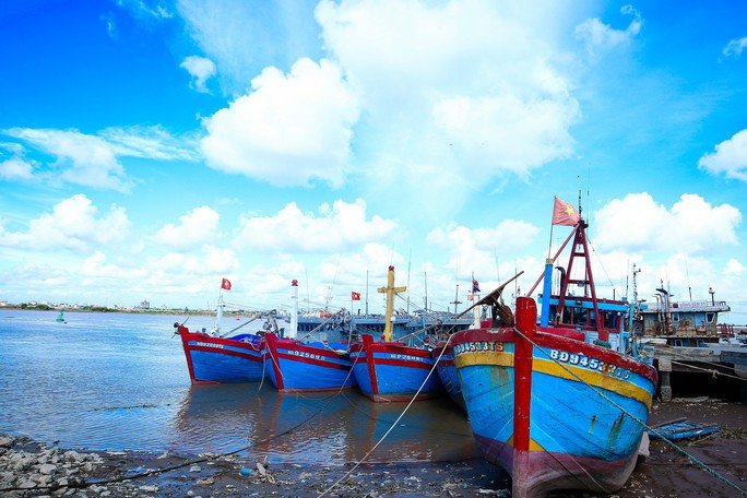 10.000 lá cờ Tổ quốc đến với ngư dân Nam Định - Ảnh 12.