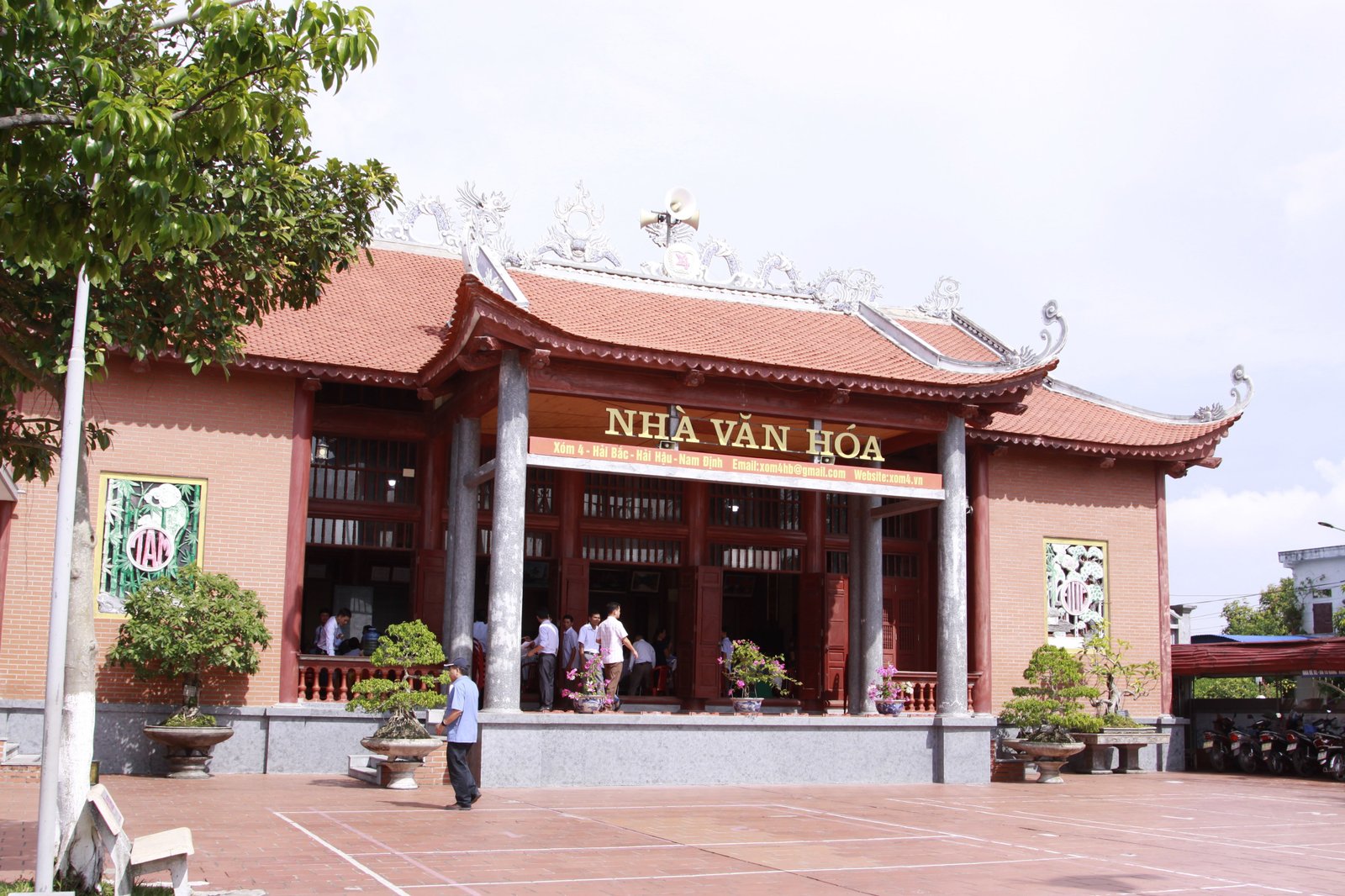 {keywords} {keywords}