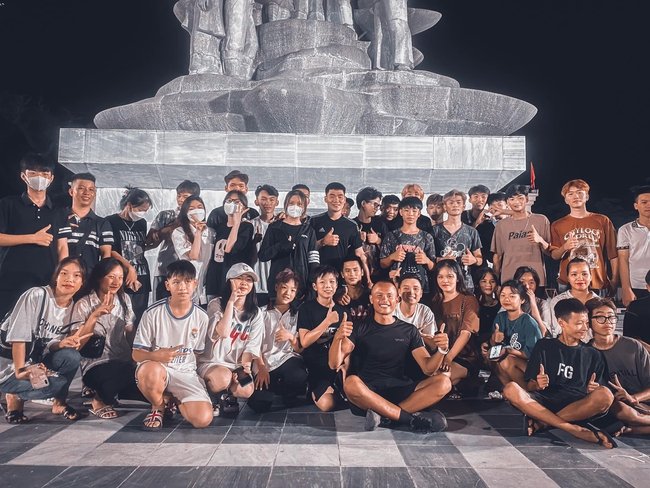 Chàng trai đi bộ xuyên Việt không đồng - Ảnh 4.