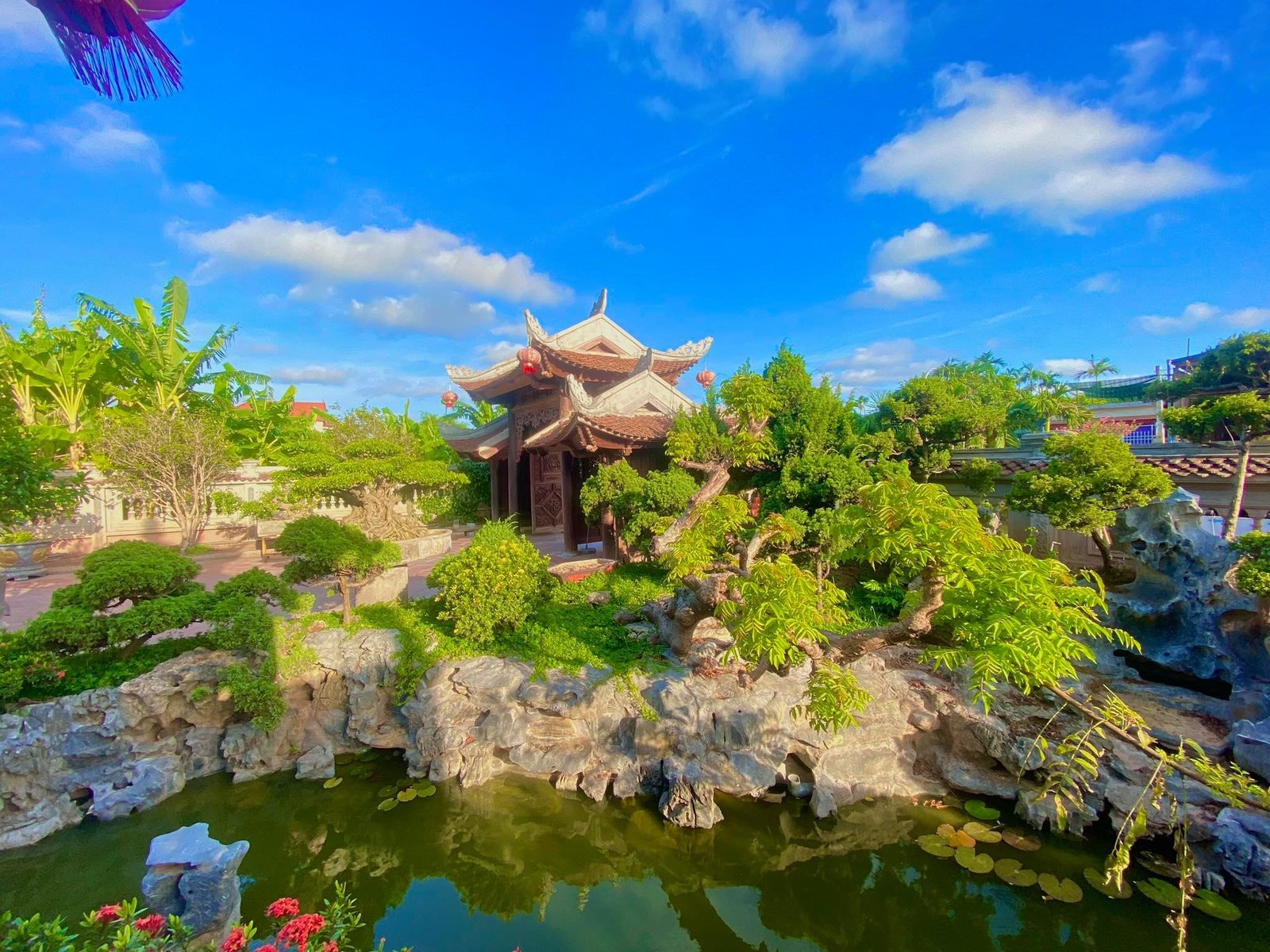 Biệt phủ 1.700m2 toàn cây cảnh bạc tỷ của gia đình ở Nam Định - 2