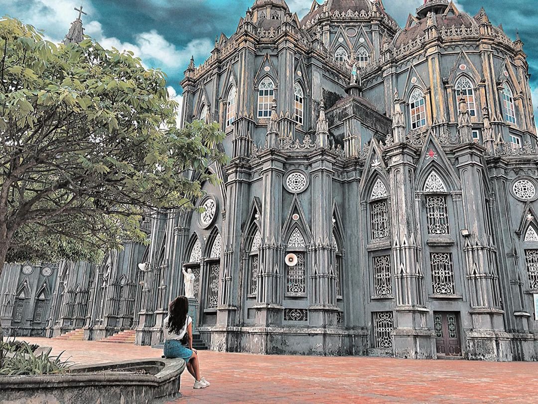 %Hahalolo tin tức%