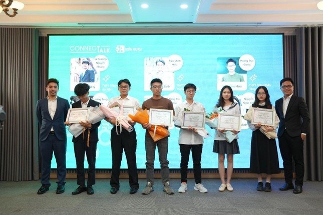 Bí kíp đạt 9.75 điểm văn THPTQG của học sinh giỏi quốc gia văn ảnh 1