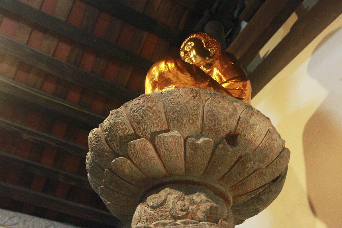 Ảnh: Chiêm ngưỡng tượng đá dát vàng vô cùng quý hiếm - 11