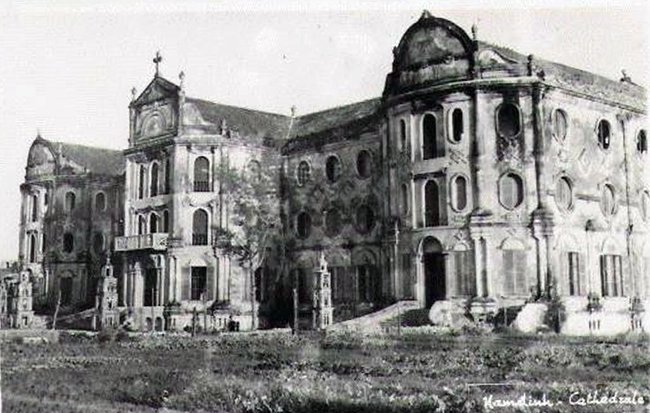 Nam Định có 1 ngôi trường cổ với kiến trúc châu Âu: Hành lang sâu hun hút như mê cung, học sinh đi lạc là chuyện bình thường - Ảnh 3.