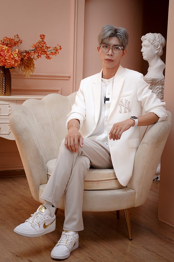 Streamer Hải Mõm trở thành Tổng giám đốc ở tuổi 23.