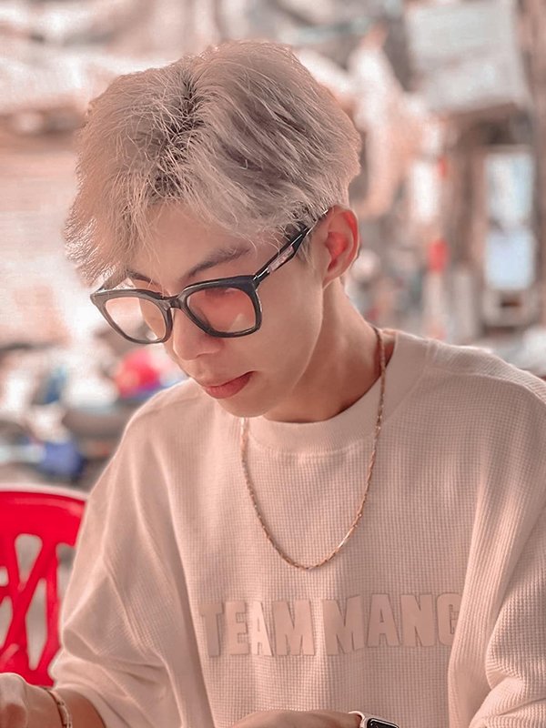 Streamer Hải Mõm bất ngờ trở thành Tổng giám đốc ở tuổi 23 2