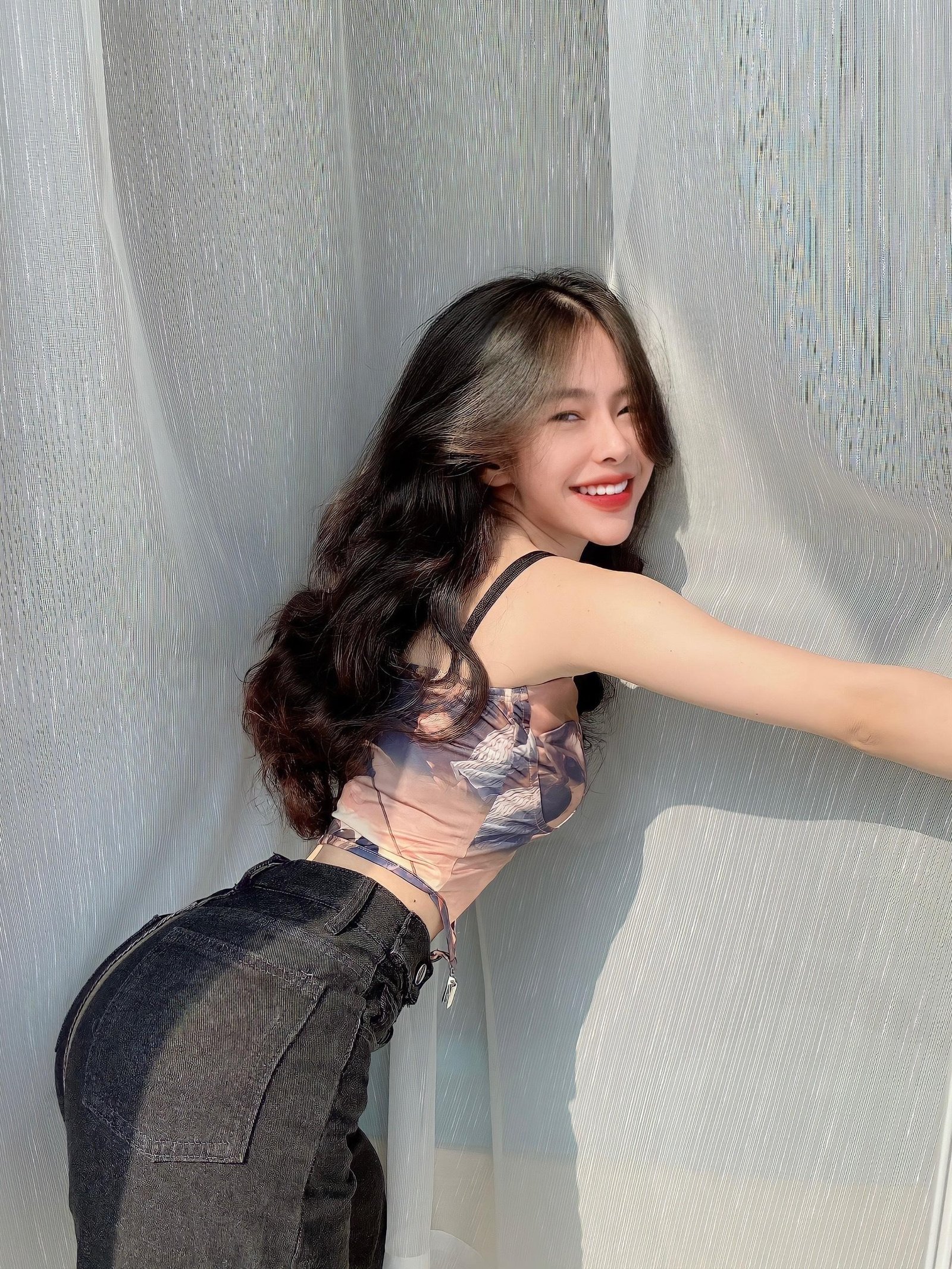 Người mẫu ảnh Yến Nhi gây ấn tượng bởi gương mặt V line và thân hình ‘em bé’ đầy cuốn hút ảnh 10