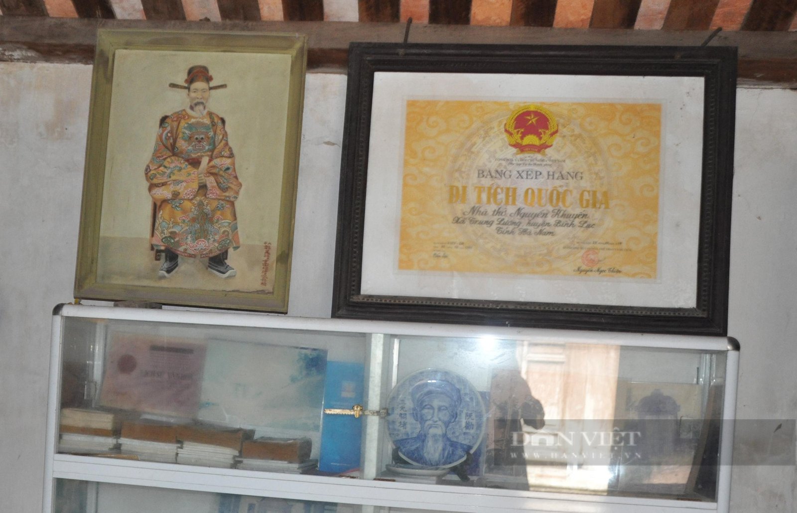 Chiêm ngưỡng cổ vật quý trong ngôi nhà cổ hơn 100 năm tuổi của Tam Nguyên Yên Đổ ở Hà Nam - Ảnh 10.