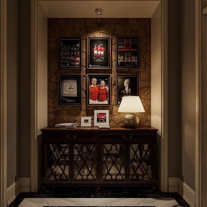 BLV Quang Huy khoe nhà đẳng cấp, chuẩn fan bóng đá chính hiệu