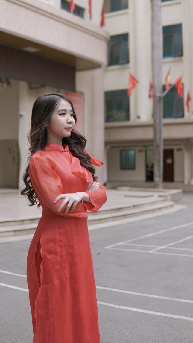 Cô gái quê lúa Thái Bình chinh phục Đại học Văn hóa Nghệ thuật Quân đội ở tuổi 16 ảnh 2