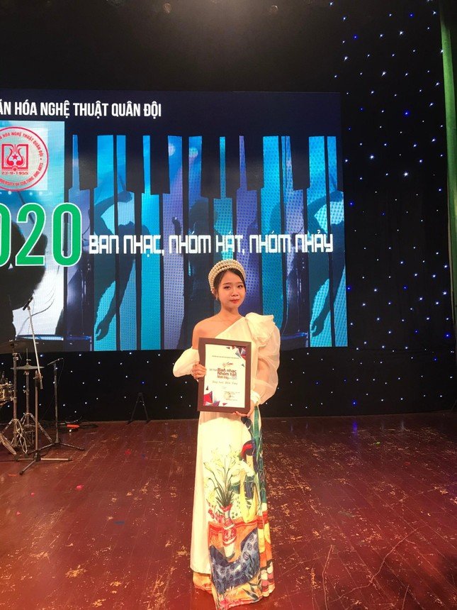 Cô gái quê lúa Thái Bình chinh phục Đại học Văn hóa Nghệ thuật Quân đội ở tuổi 16 ảnh 7