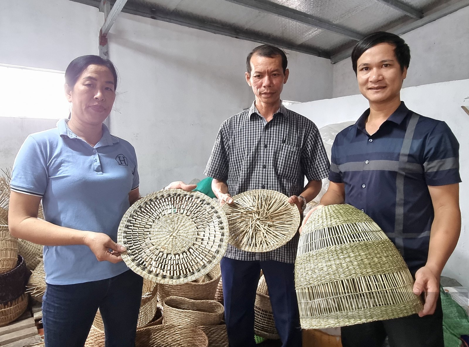 Ninh Bình: Một nông dân sản xuất kinh doanh giỏi dạy nghề, tạo việc làm cho hơn 100 hội viên, nông dân - Ảnh 2. Ninh Bình: Một nông dân sản xuất kinh doanh giỏi dạy nghề, tạo việc làm cho hơn 100 hội viên, nông dân - Ảnh 2.