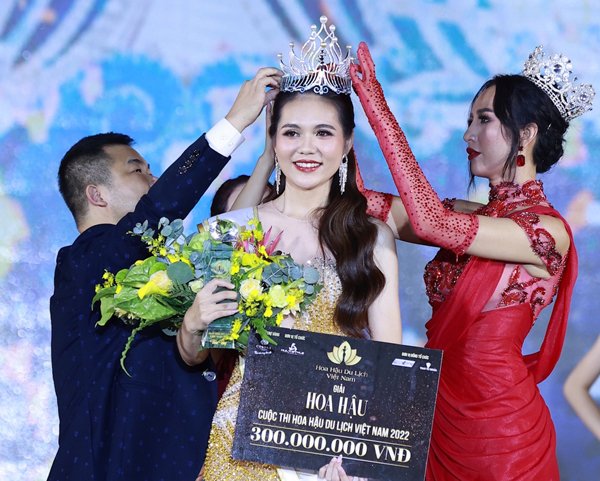 Nhan sắc đời thực của cô gái Thái Bình vừa đăng quang Hoa hậu Du lịch Việt Nam 2022 - Ảnh 2. Nhan sắc đời thực của cô gái Thái Bình vừa đăng quang Hoa hậu Du lịch Việt Nam 2022 - Ảnh 2.