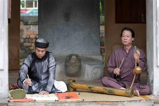 Tỉnh Ninh Bình góp phần đưa hát Xẩm đến gần hơn với thế hệ trẻ hình ảnh 2 Tinh Ninh Binh gop phan dua hat Xam den gan hon voi the he tre hinh anh 2