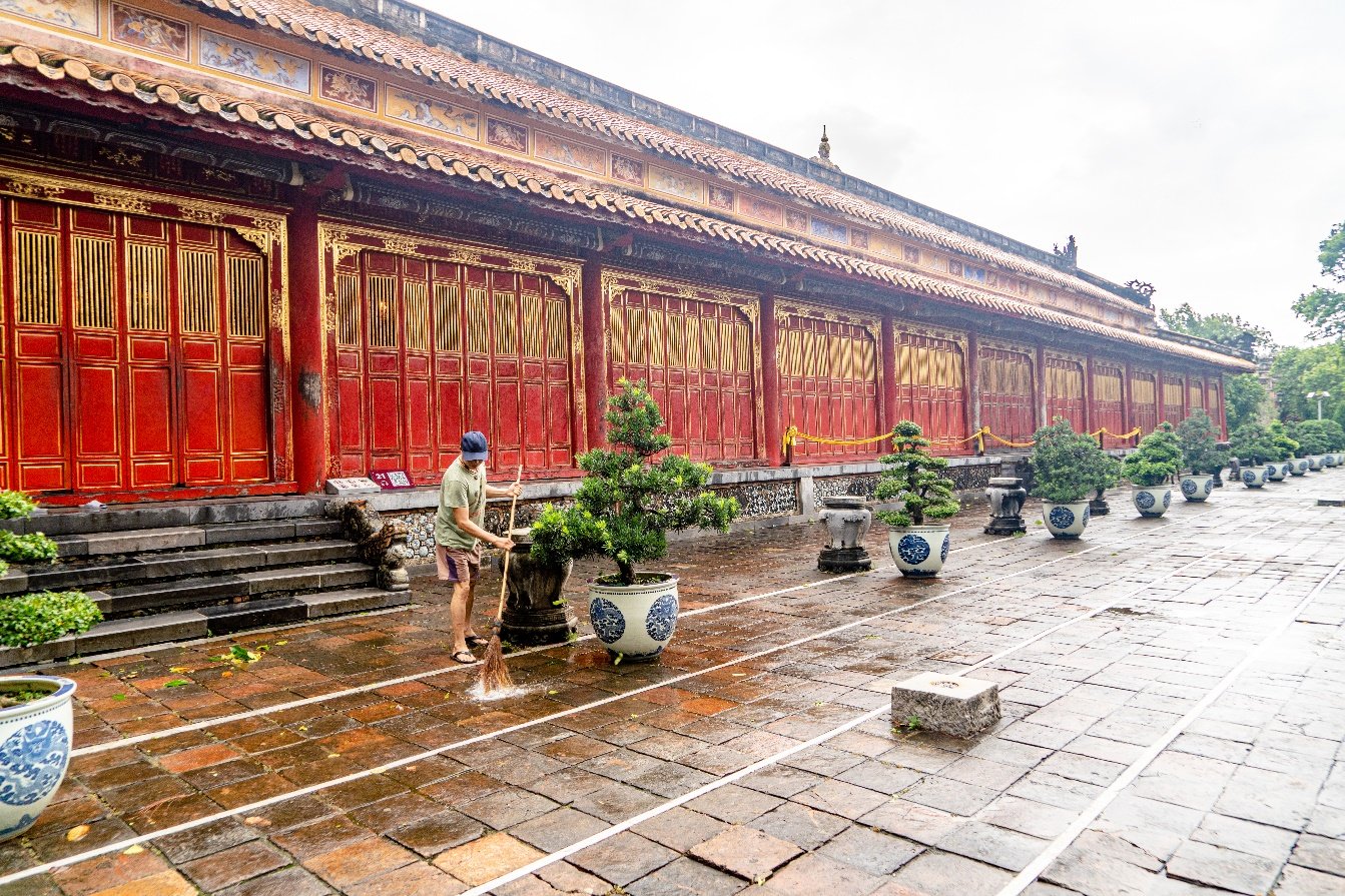 Cố đô Huế đứng vững trước bão lớn, đón du khách trở lại vào chiều nay - Hình 8