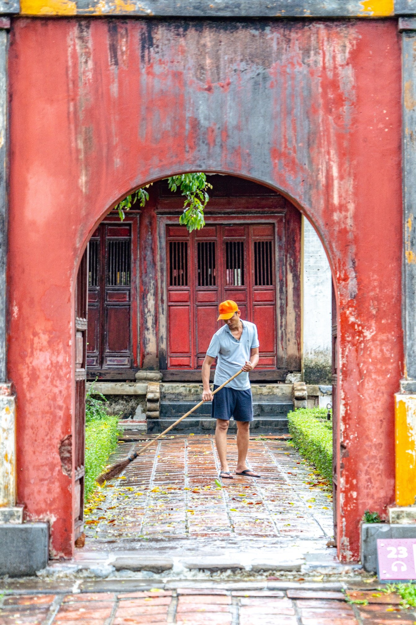 Cố đô Huế đứng vững trước bão lớn, đón du khách trở lại vào chiều nay - Hình 9