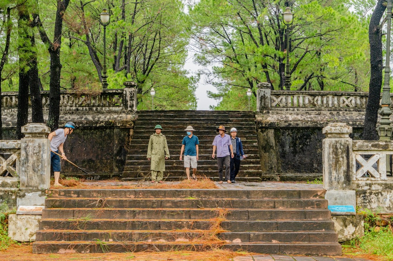Cố đô Huế đứng vững trước bão lớn, đón du khách trở lại vào chiều nay - Hình 13