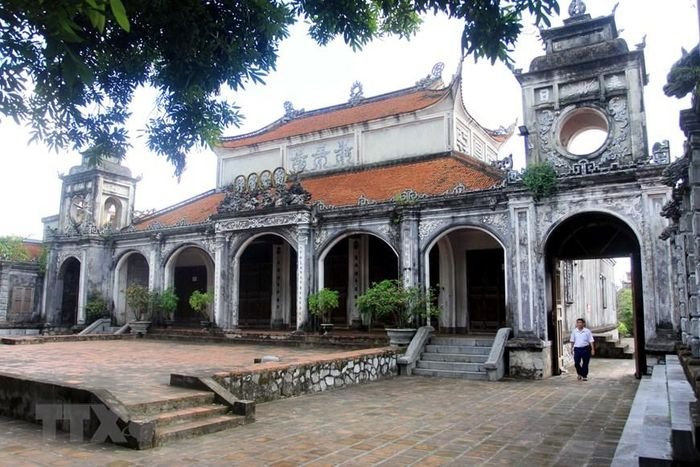 Thăm di tích lịch sử-văn hóa cấp quốc gia đền Đồng Xâm - Hình 1