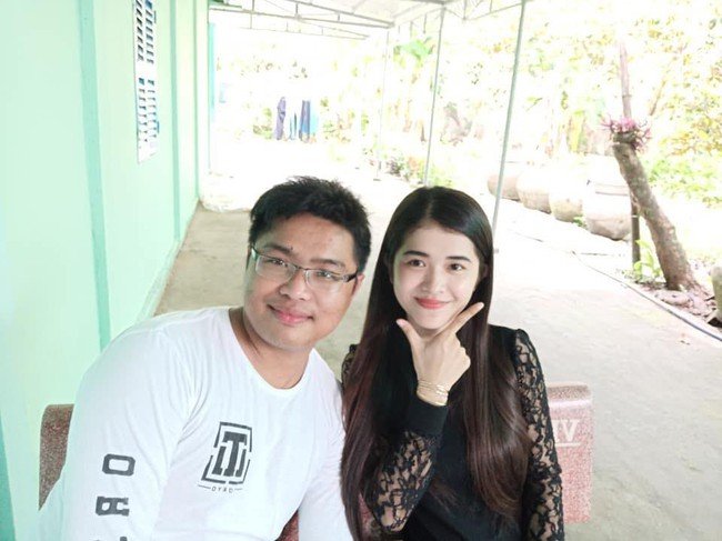 Nhan sắc lịm tim, gia thế bí ẩn của cô dâu miền Tây xinh đẹp hot nhất Facebook hôm qua - Ảnh 12. Nhan sắc lịm tim, gia thế bí ẩn của cô dâu miền Tây xinh đẹp hot nhất Facebook hôm qua - Ảnh 12.