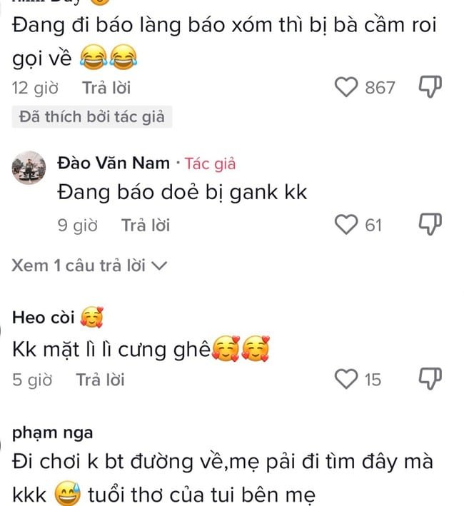 Bé gái có khuôn mặt “chiến” nhất Vịnh Bắc Bộ