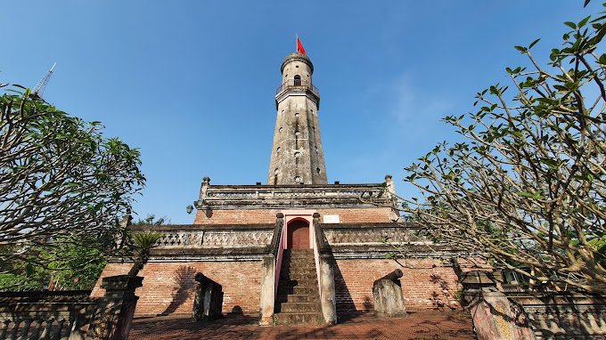 Cột cờ Nam Định. Ảnh: Duc Huy Nguyen.