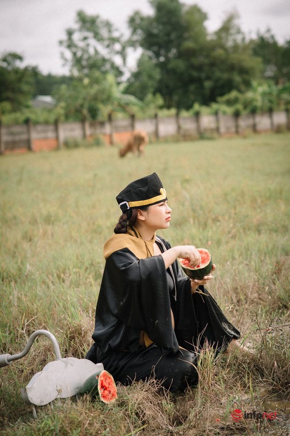 Mẹ bầu 7 tháng hóa thân thành Trư bát giới với bộ ảnh để đời {keywords}