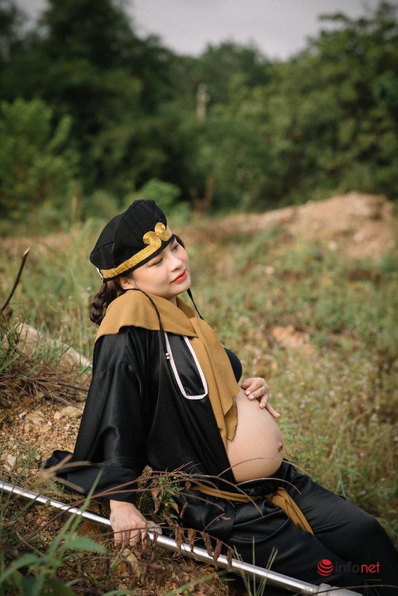 Mẹ bầu 7 tháng hóa thân thành Trư bát giới với bộ ảnh để đời {keywords}