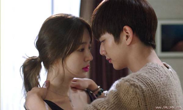 Mẹ vợ giả lú lẫn để 1 tỷ tiền mặt ở phòng khách để thử lòng con rể tương lai và cái kết... - Hình 1