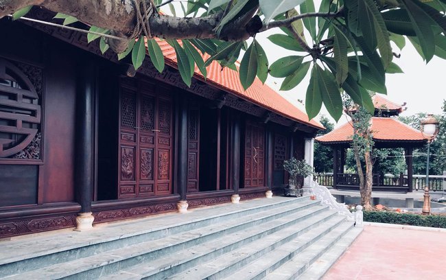 Biệt phủ gỗ lim rộng 1.000m2 ở Nam Định, đi nửa ngày chưa khám phá hết, chủ nhân hé lộ về dòng dõi trâm anh quyền thế - Ảnh 8. Biệt phủ gỗ lim rộng 1.000m2 ở Nam Định, đi nửa ngày chưa khám phá hết, chủ nhân hé lộ về dòng dõi trâm anh quyền thế - Ảnh 8.