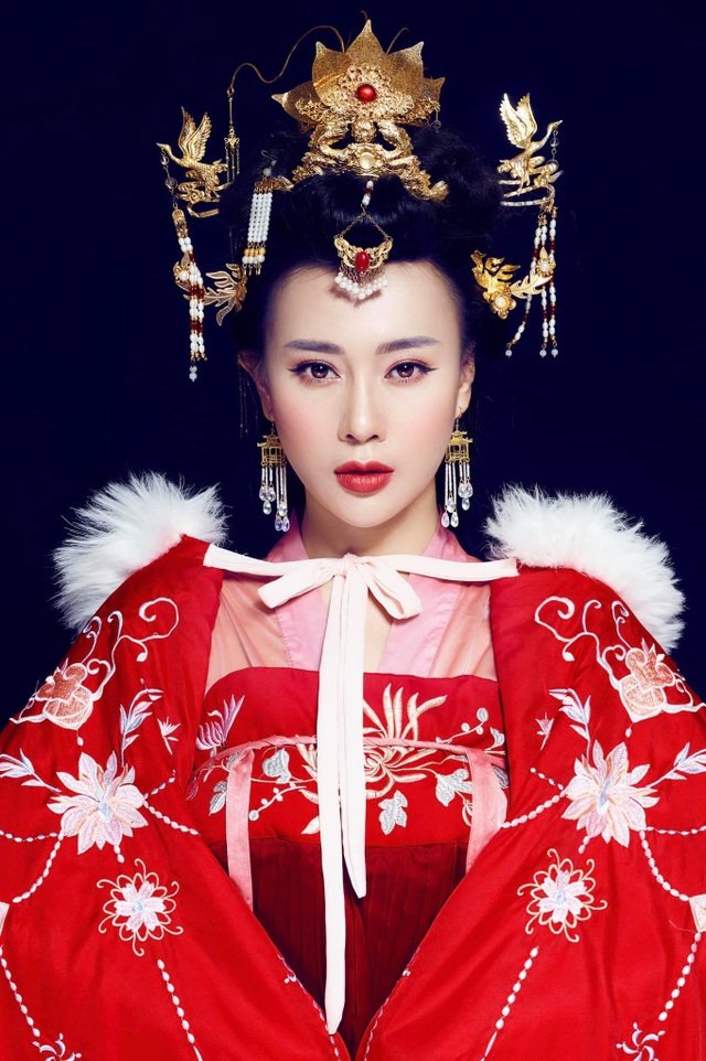 “Quỳnh búp bê” Phương Oanh khoe ảnh mặc áo tắm nóng bỏng - 6 “Quỳnh búp bê” Phương Oanh khoe ảnh mặc áo tắm nóng bỏng - 6