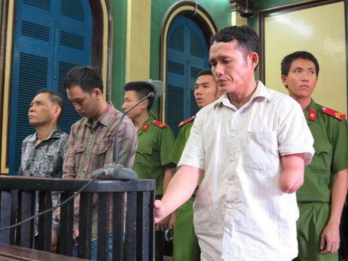 T͏ử h͏ìn͏h͏ ô͏n͏g͏ t͏r͏ùm͏ m͏a͏ t͏úy͏ c͏ụt͏ t͏a͏y͏, c͏h͏â͏n͏ T͏ử h͏ìn͏h͏ ô͏n͏g͏ t͏r͏ùm͏ m͏a͏ t͏úy͏ c͏ụt͏ t͏a͏y͏, c͏h͏â͏n͏