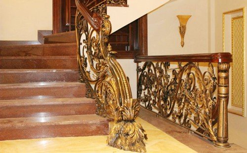 Đại gia Ninh Bình xây lâu đài sinh đôi cực độc tặng con trai ảnh 9