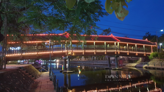 Ninh Bình: Chiêm ngưỡng cây cầu ngói hơn 100 năm tuổi, một trong 5 cây cầu ngói cổ đẹp nhất Việt Nam. - Ảnh 7. Ninh Bình: Chiêm ngưỡng cây cầu ngói hơn 100 năm tuổi, một trong 5 cây cầu ngói cổ đẹp nhất Việt Nam. - Ảnh 7.