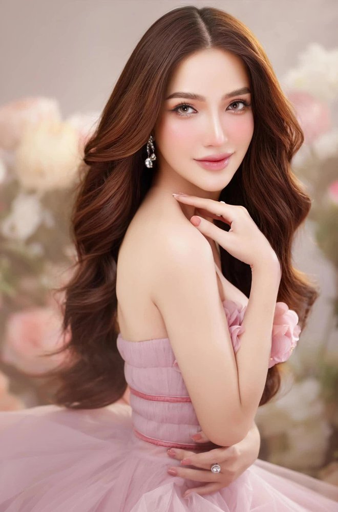 Phẫu thuật 10 lần, chàng trai Đồng Nai “hóa” mỹ nhân, bố mẹ mở lòng đón nhận sau thời gian nghĩ con bị tâm thần - Ảnh 5.