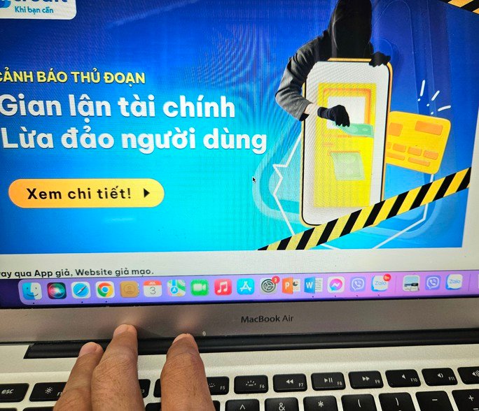 Chuyển tiền nhầm rồi gài bẫy cho vay nặng lãi - Ảnh 3. Chuyển tiền nhầm rồi gài bẫy cho vay nặng lãi - Ảnh 3.