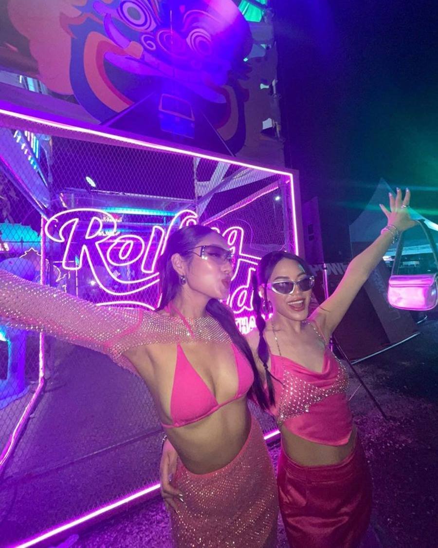 Gái xinh Việt Nam mặc phóng khoáng khi 