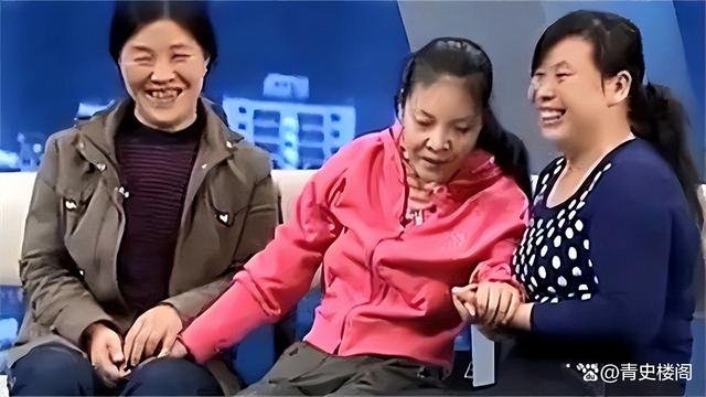 Người phụ nữ nằm liệt giường 20 năm để mẹ già chăm sóc, khi mẹ mất bất ngờ đứng lên được - Ảnh 4. Người phụ nữ nằm liệt giường 20 năm để mẹ già chăm sóc, khi mẹ mất bất ngờ đứng lên được - Ảnh 4.